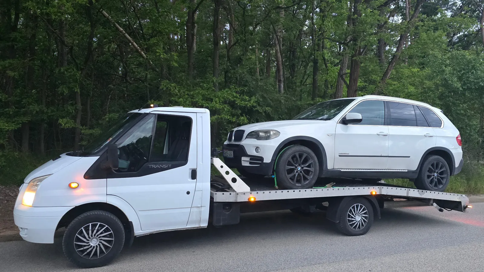 BMW X5 autómentése az M3-as autópályáról Gödöllőre
