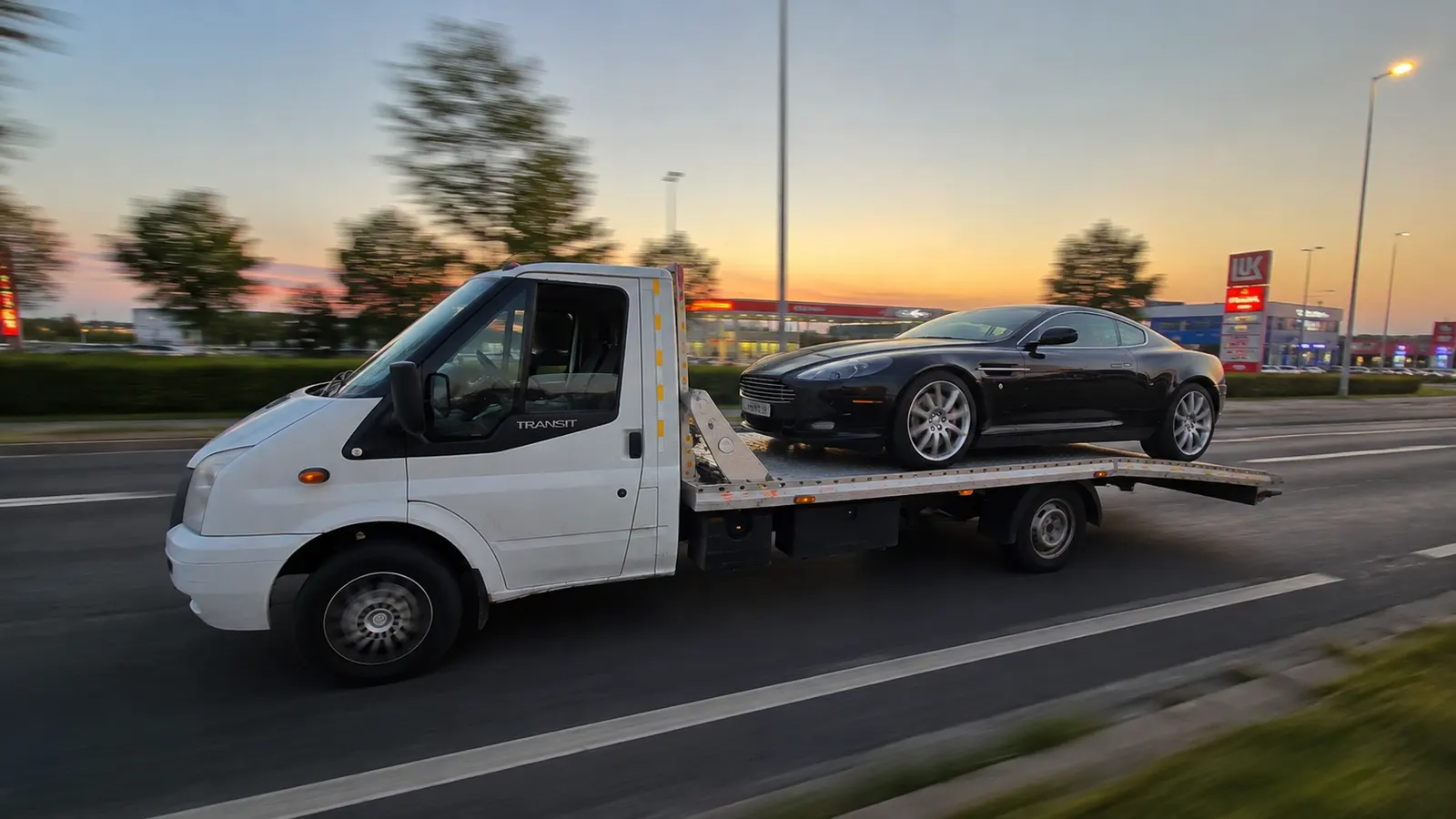 0–24 autómentés Gödöllőn – Autómentésaz M3-as autópálya közelében