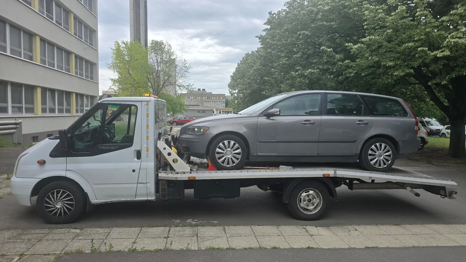 Motorhibás autók Bagra – valós munkák